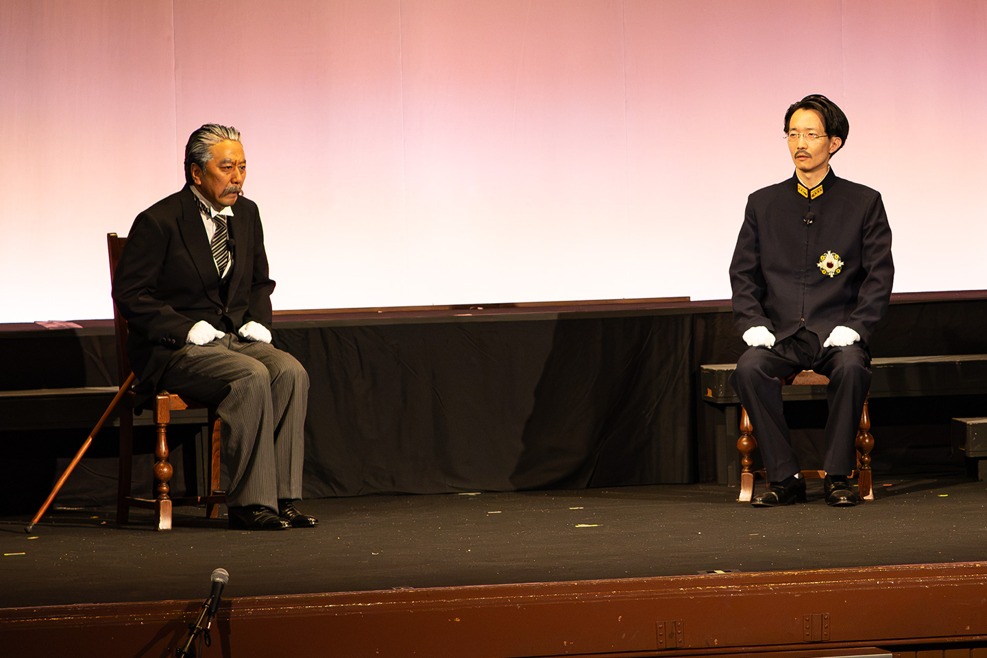 陛下から総理大臣を懇願される